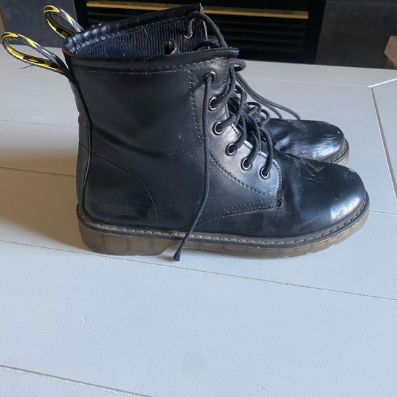 Black Dr.Martens - Picture 2 of 8